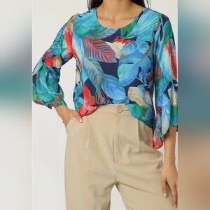 LA MORENA M 40 women's tropical floral colourful 3/4 bell sleeve top